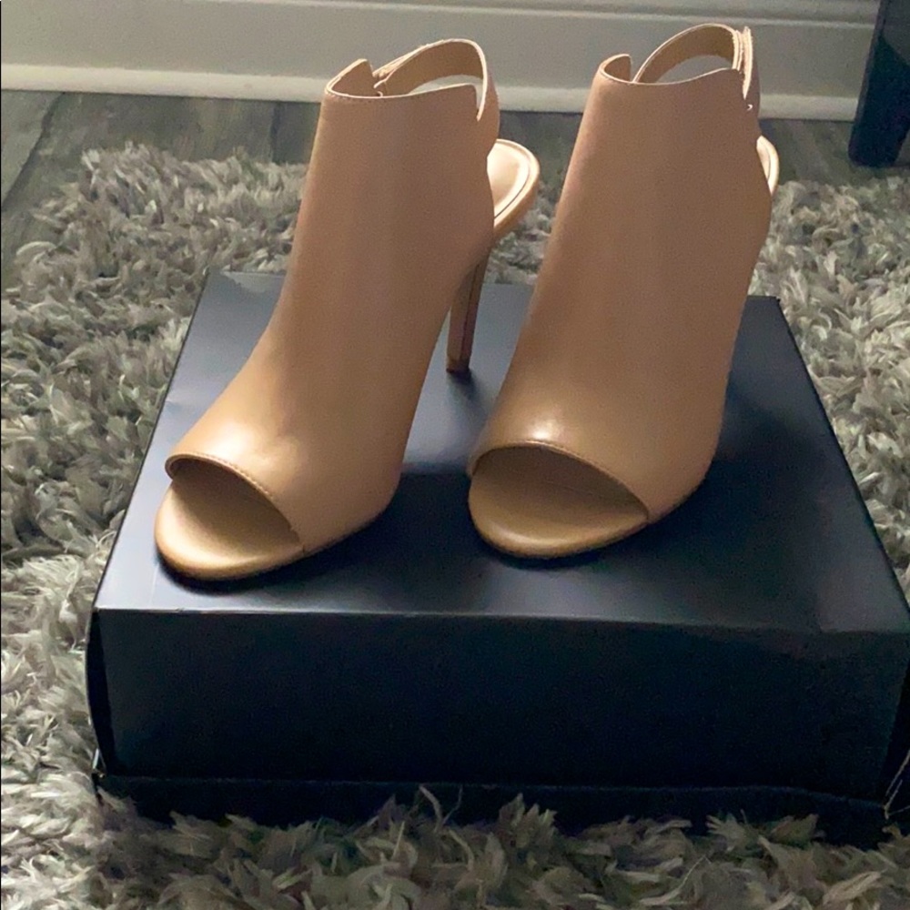 H by Halston Taupe Leather Sandal